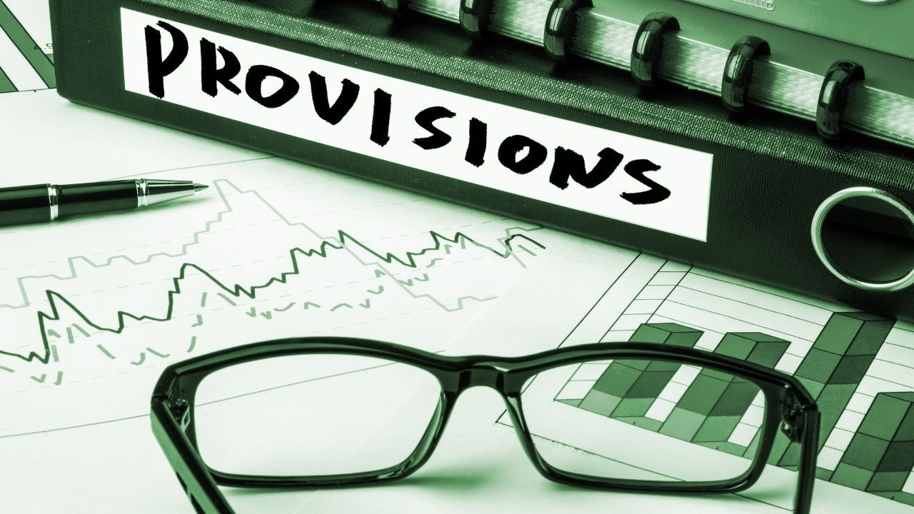 Will the provisions of IPC overrides the Customs Act?